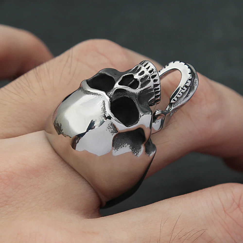 Punk Skull Ring With Movable Jaw — Stainless Steel