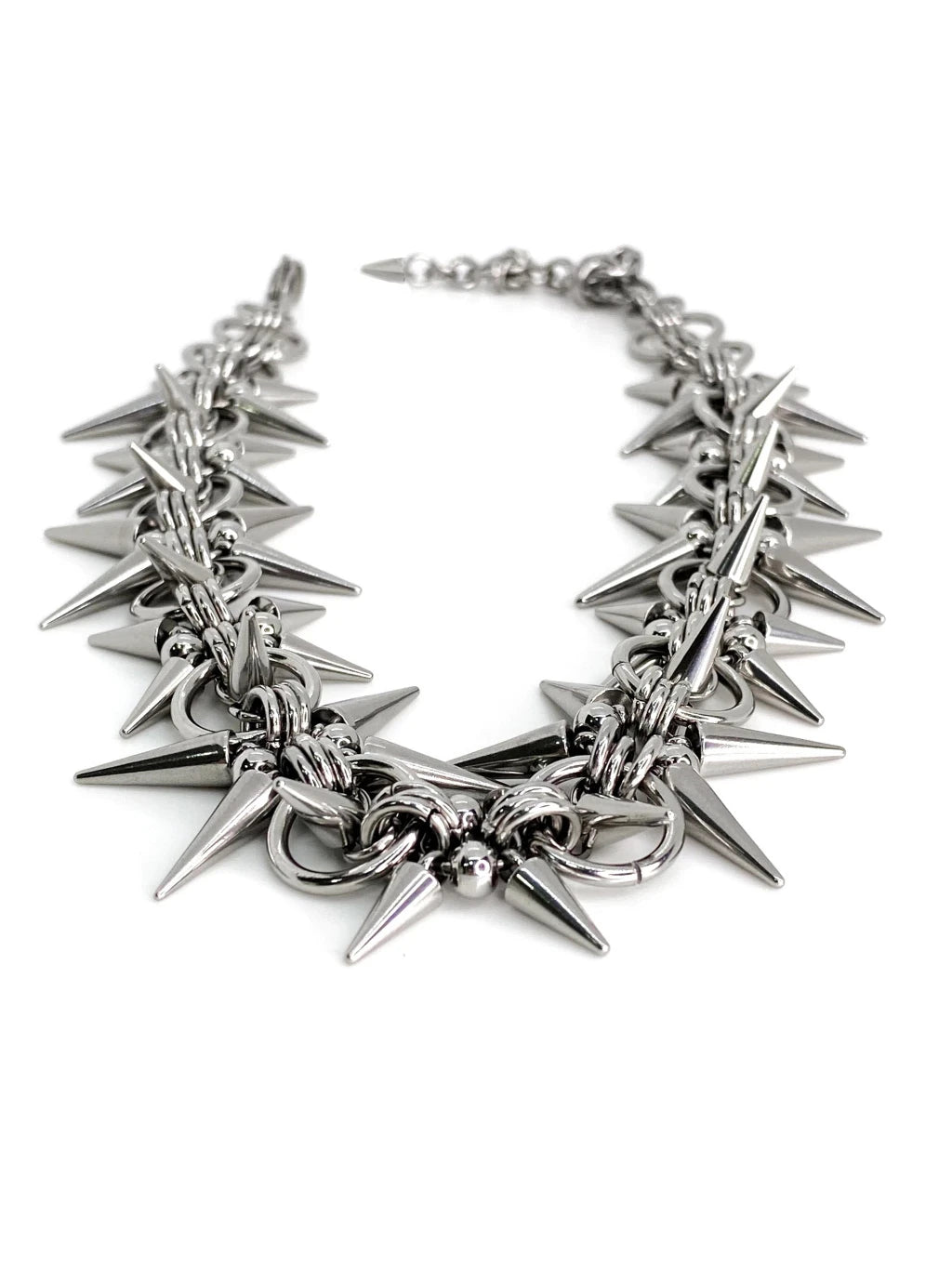 Grunge Rivet Chain Necklace — Geometric Goth Charm