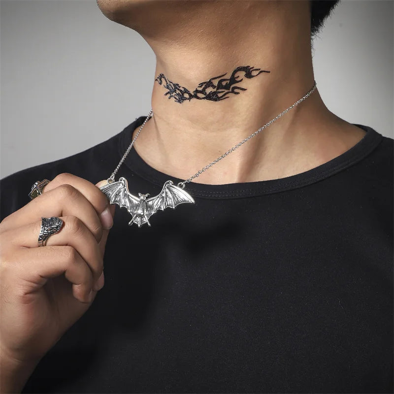 Gothic Silver Plated Bat Chocker Necklace Vampire Bat Pendant Necklace Dark Style Choker Bat Jewelry Gift Women Girls