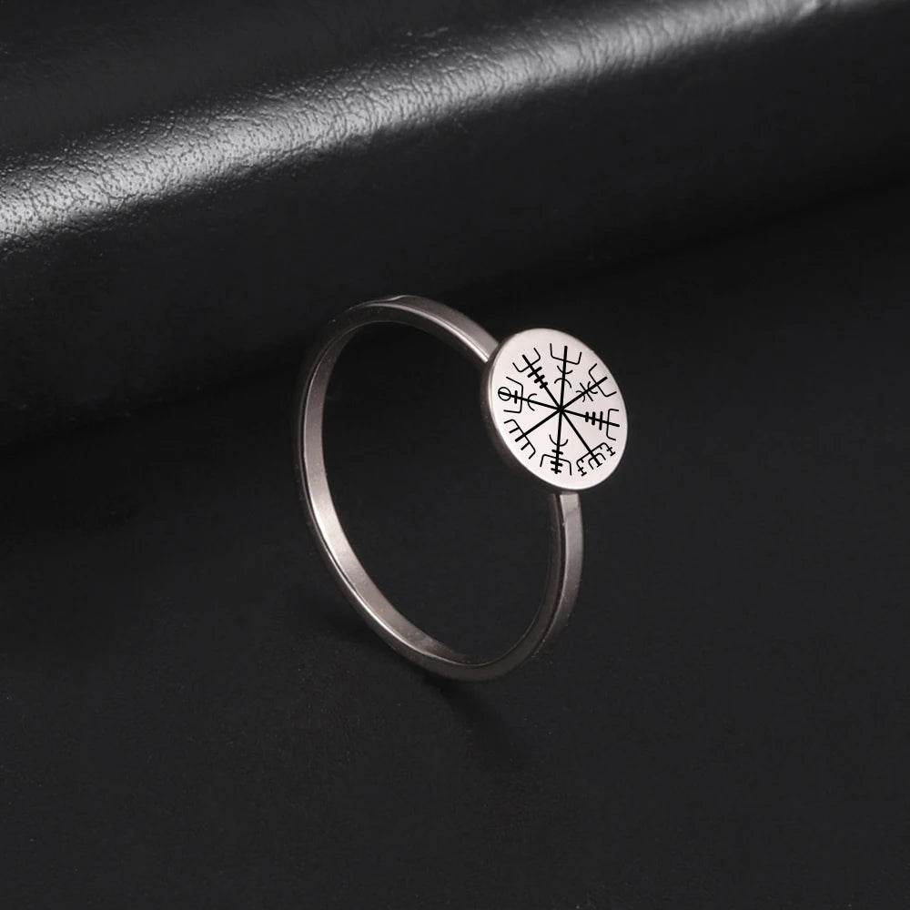 LIKGREAT Vintage Viking Rune Signet Scandinavn Rings for Men Women Vegvisir Compass Ring Circle Norse Helm of Awe Amulet Jewelry
