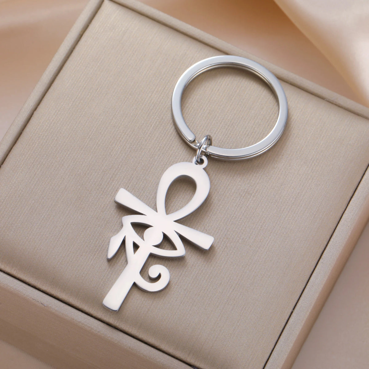 LIKGREAT Eye of Horus Keychain Ancient Egypt Ankh Cross Keyring for Women Men Stainless Steel Talisman Cross Jewelry