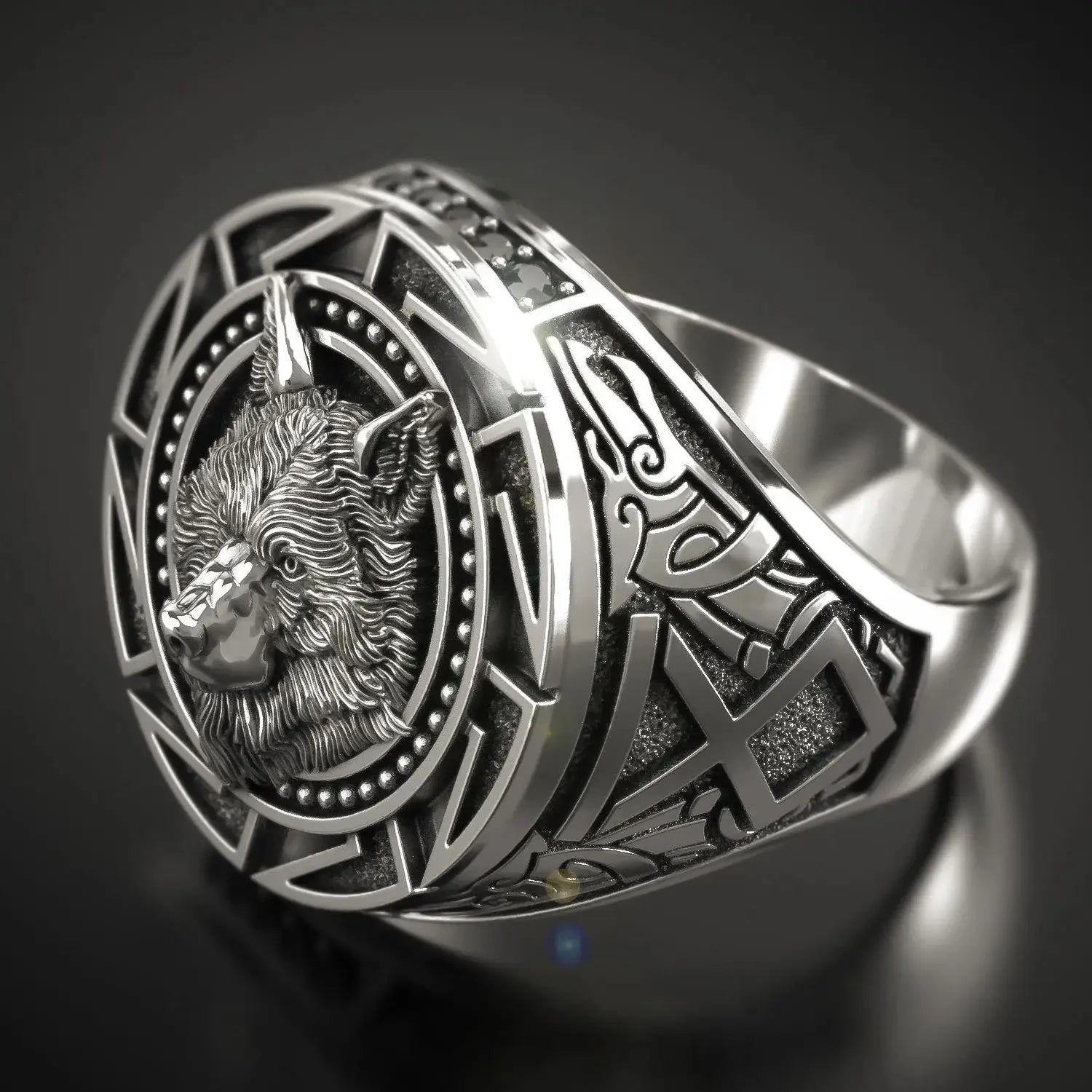 Viking Wolf Totem Head Ring — Stainless Steel
