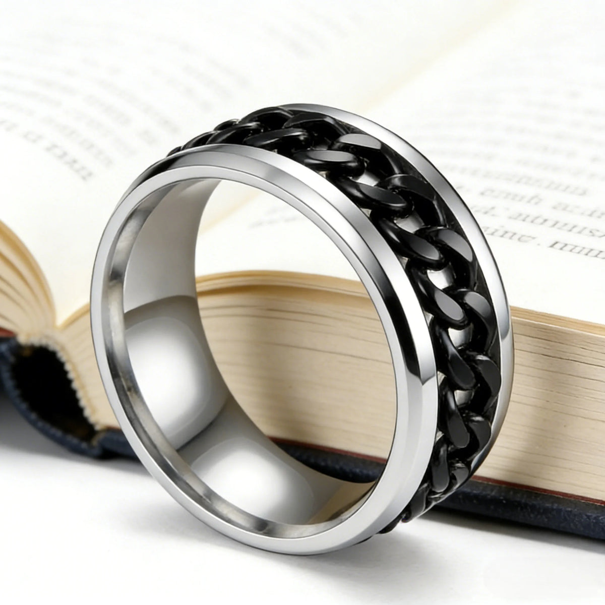Rotatable Chain Spinner Fidget Ring Black Gold — Stainless Steel