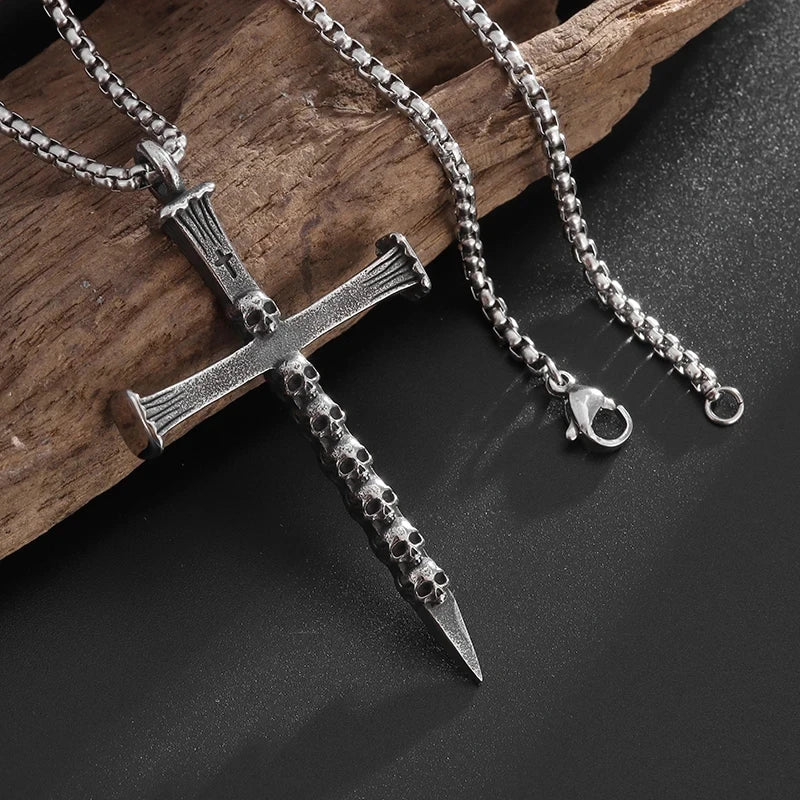 Retro Domineering Nordic Battle Ax Pendant Necklace for Men and Women Punk Pendant Lucky Amulet Jewelry Gift