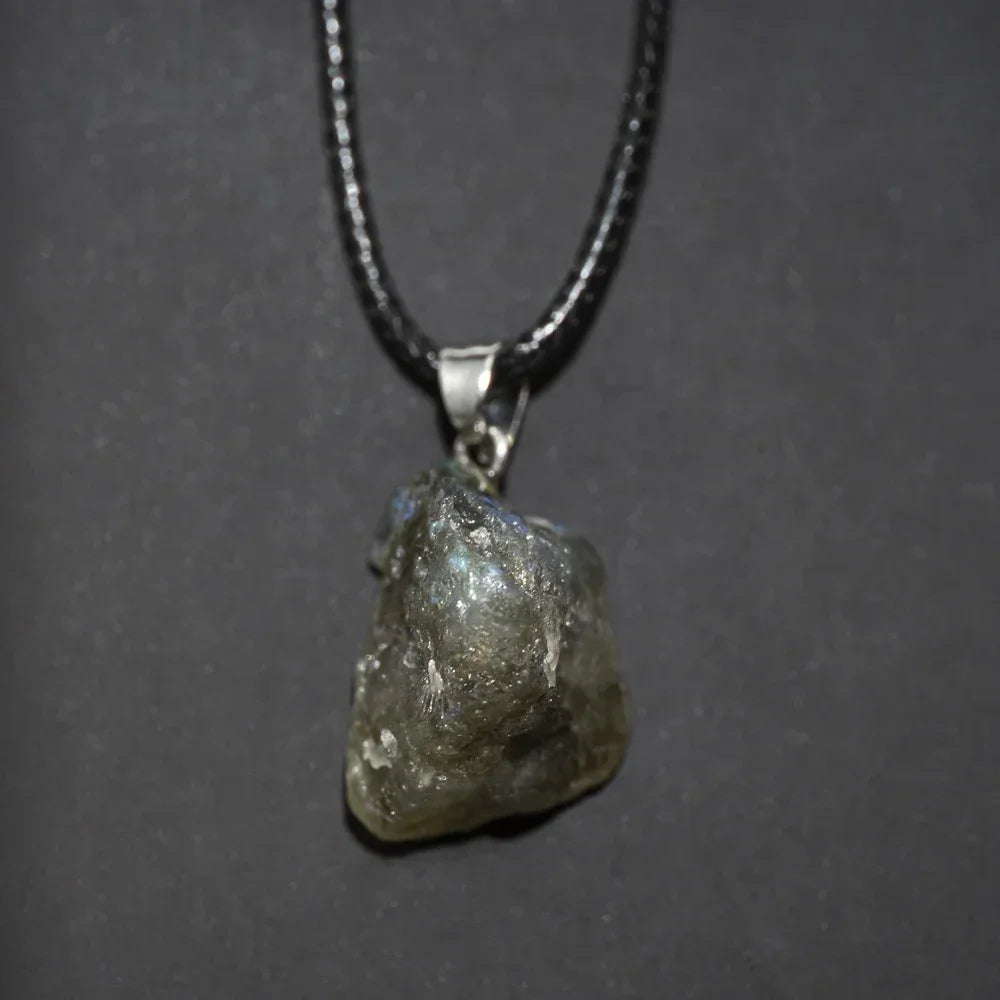 1PC Natural Crystal Rough Stone Amethyst Pendant Energy Healing Gemstone Amethyst Necklace Charms Chakra Halo Jewelry for Women
