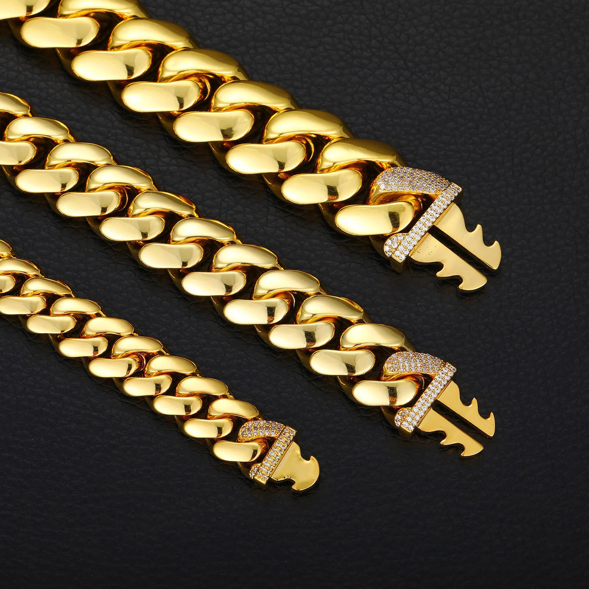 Polished GoldCuban Link Chain Necklace Hip Hop Clasp Design Unisex Chunky Chain Nightclub Party Jewelry Trendy Essential