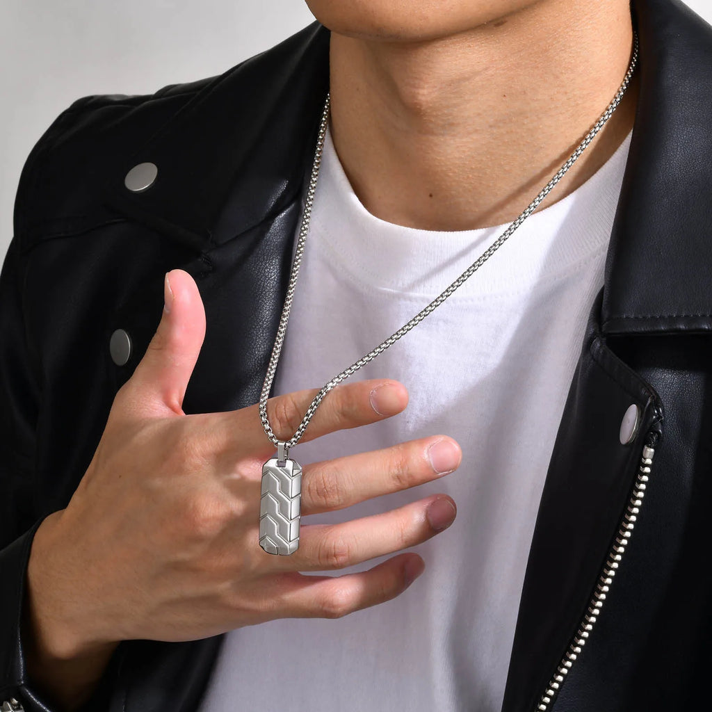 Tire Shape Geometric Pendant Necklace — Stainless Steel