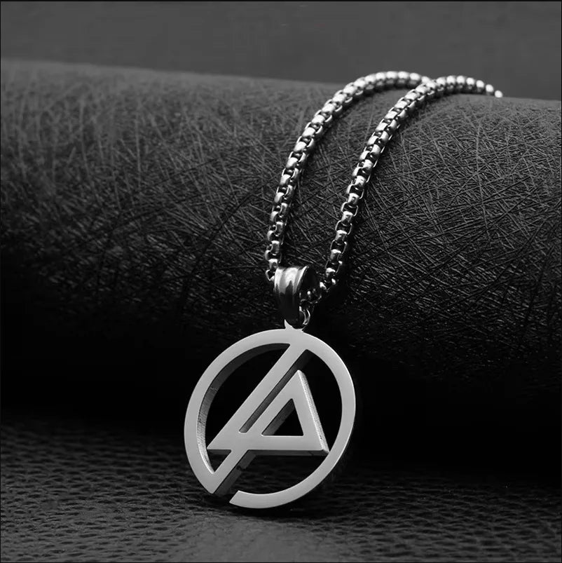 Fashion Geometric Pendant Necklace Square Round Street Rock Female Hip Hop Retro Titanium Steel Accessories Wholesale