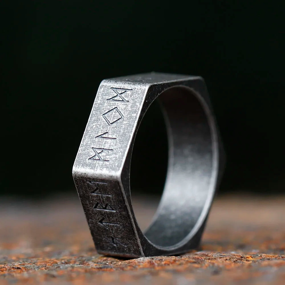 2023 New Creative Style 316L Stainless Steel Hexagon Viking Nordic Runes Ring For Men Fashion Biker Cool Jewelry Gift
