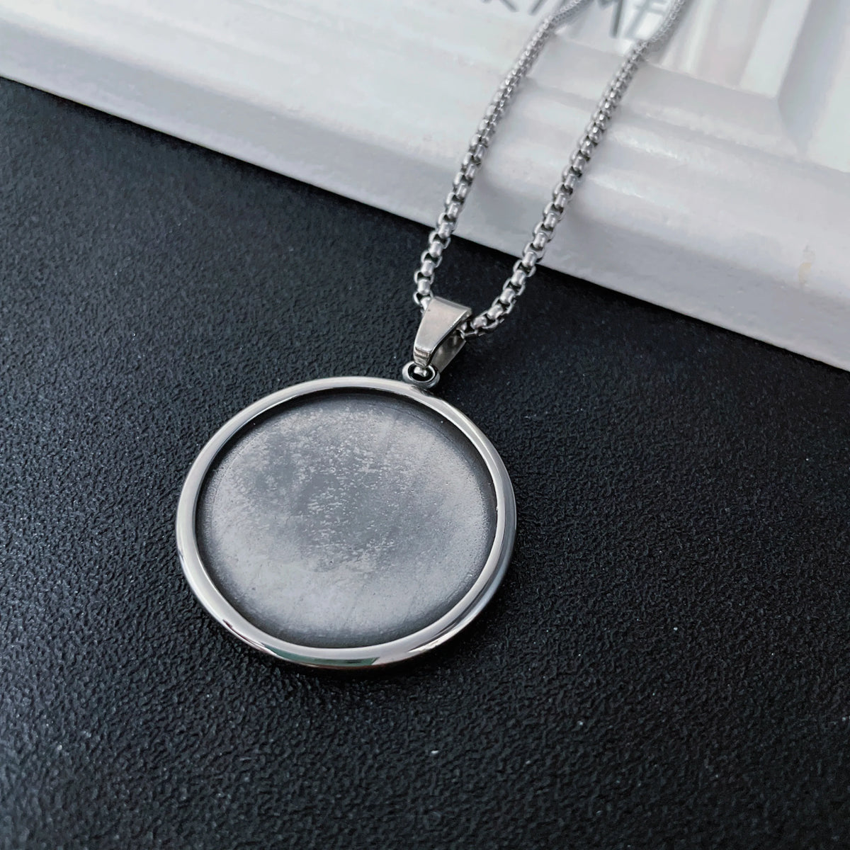 New Vintage Witchcraft Pentagram Pendant Necklace Jewish Hebrew Tetragrammaton Stainless Steel Amulet Jewelry Gift for