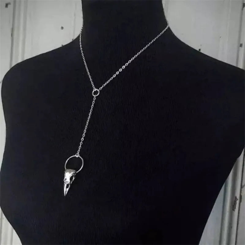 Gothic Crow Skull Necklace For Women man Fashion Vampire Bat Accessory Punk Jewelry Gift Circle Pagan Vintage Moth Charm Choker