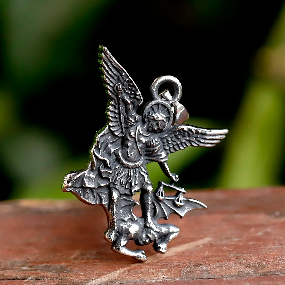 2023 New Stainless Steel Catholic Patron Saint Pendant Michael St. Michael The Archangel Pendant Necklace fior gift