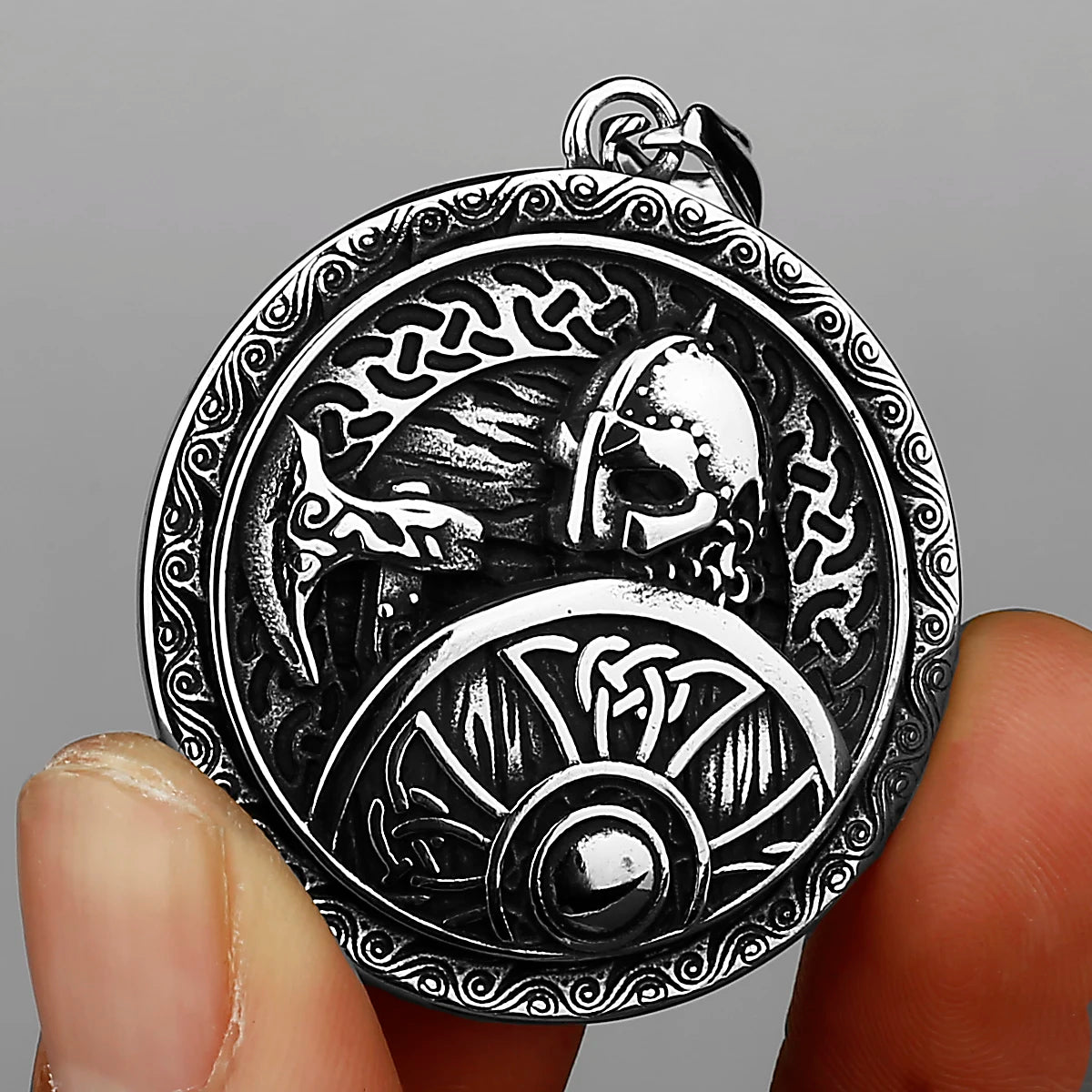 Nordic Viking Odin Warrior Axe Shield Retro Pop Pendant Necklace Stainless Steel Amulet Necklace Men's Gift Jewelry Wholesale