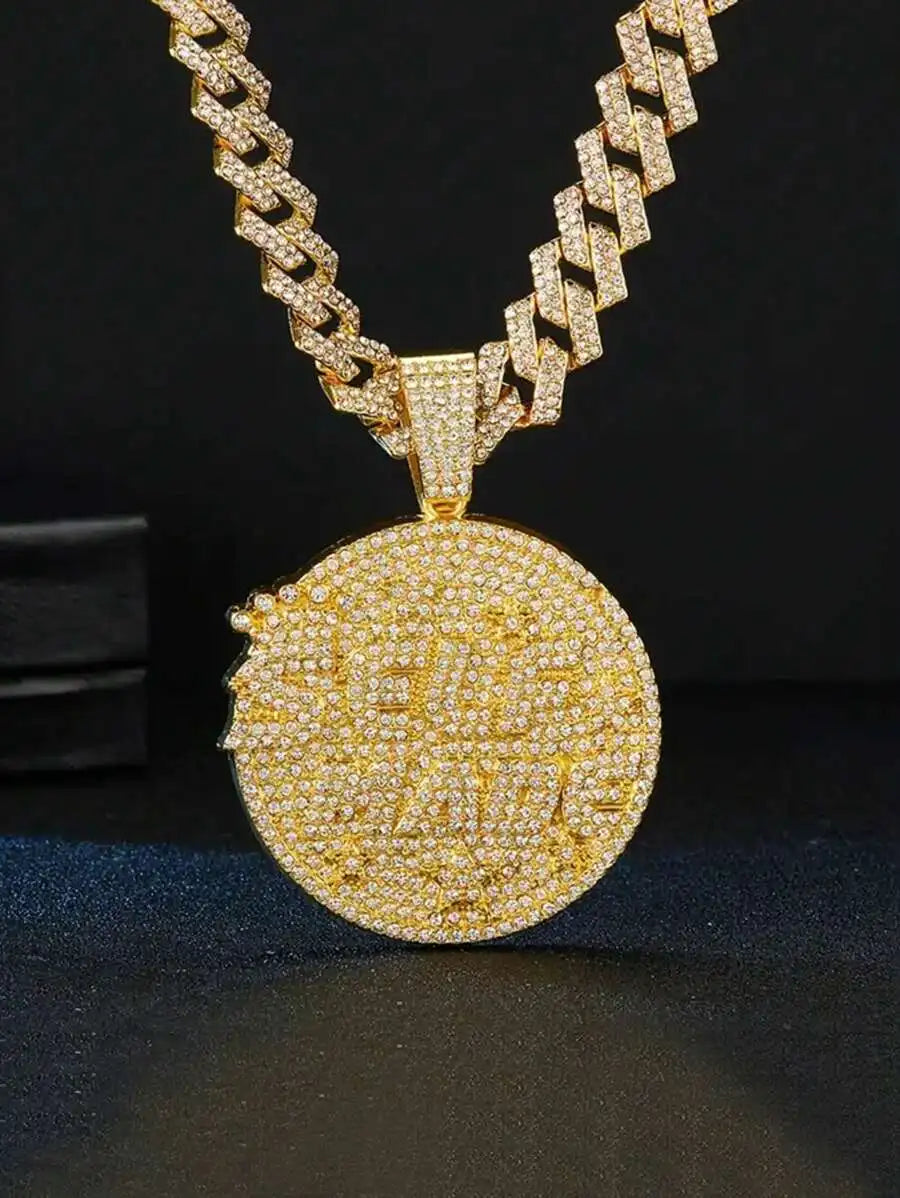 SGIAWETA-1pc Star-Shaped Letter Inlaid Ice Crystal Pendant Cuban Chain Necklace, Unisex, Cool And Charming Hip-Hop