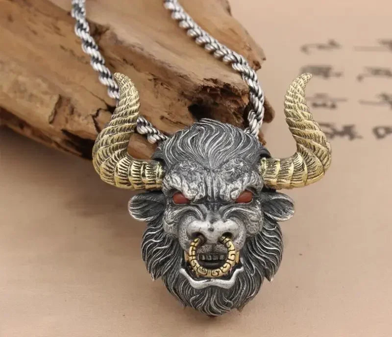 Gothic Green Stone Bull Skull Necklace Pendant Punk Animal Necklace Mens Taurus Zodiac Amulet Jewelry Anniversary Gift