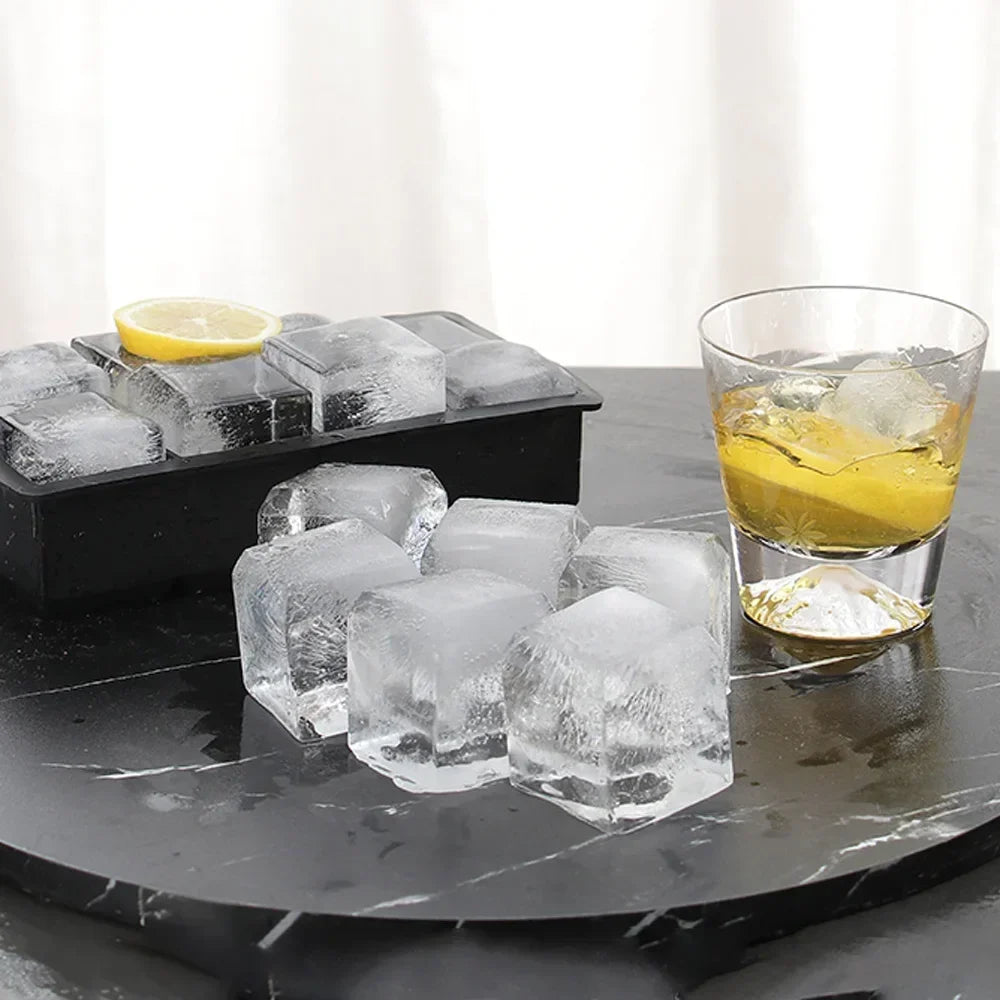 Ice Cube Tray Silicone Ice Ball Freezer Mold Square Ice Cube Maker with Lid 4/6/8 Grids for Whiskey Cocktail Coffee