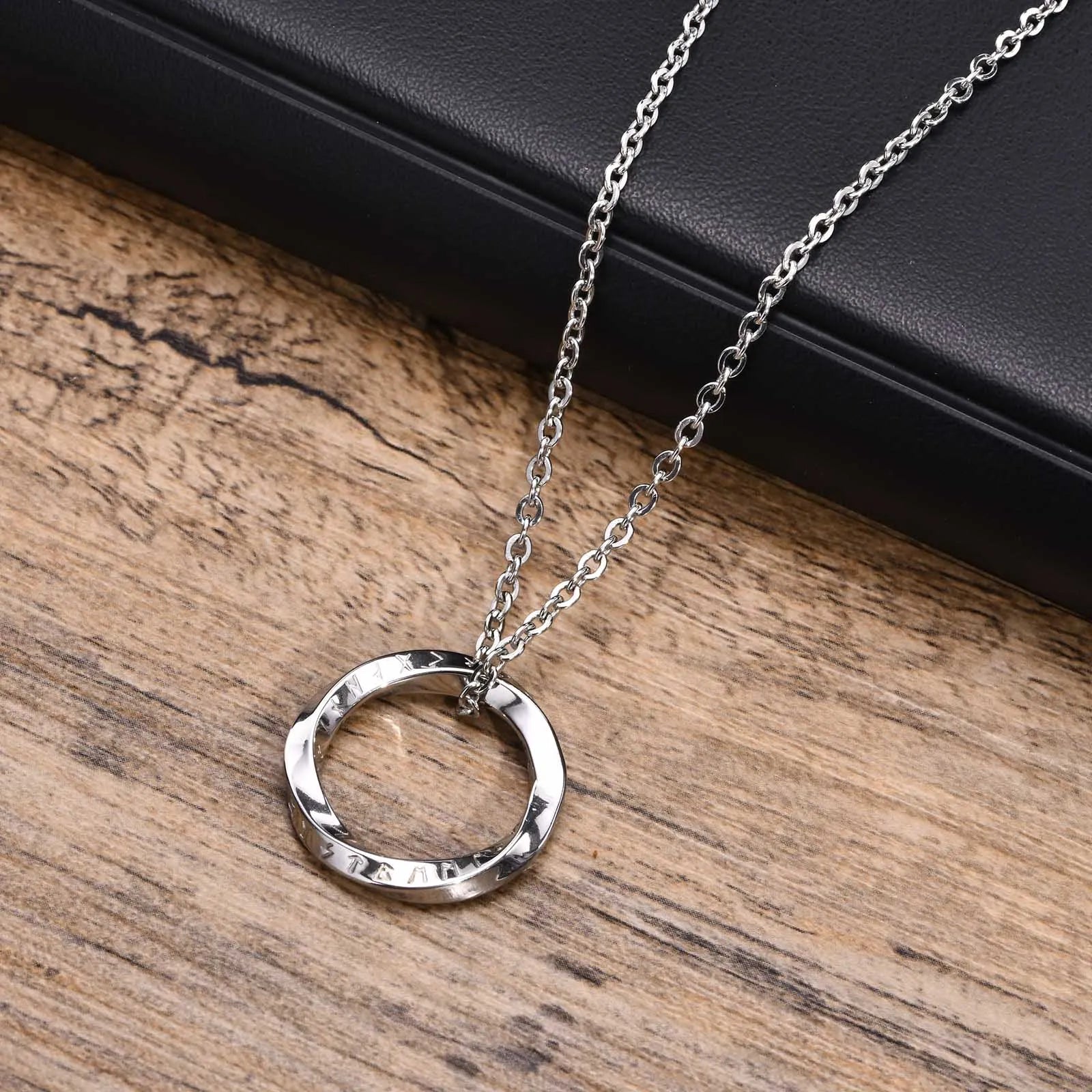 Norse Viking Mobius Pendant — Stainless
