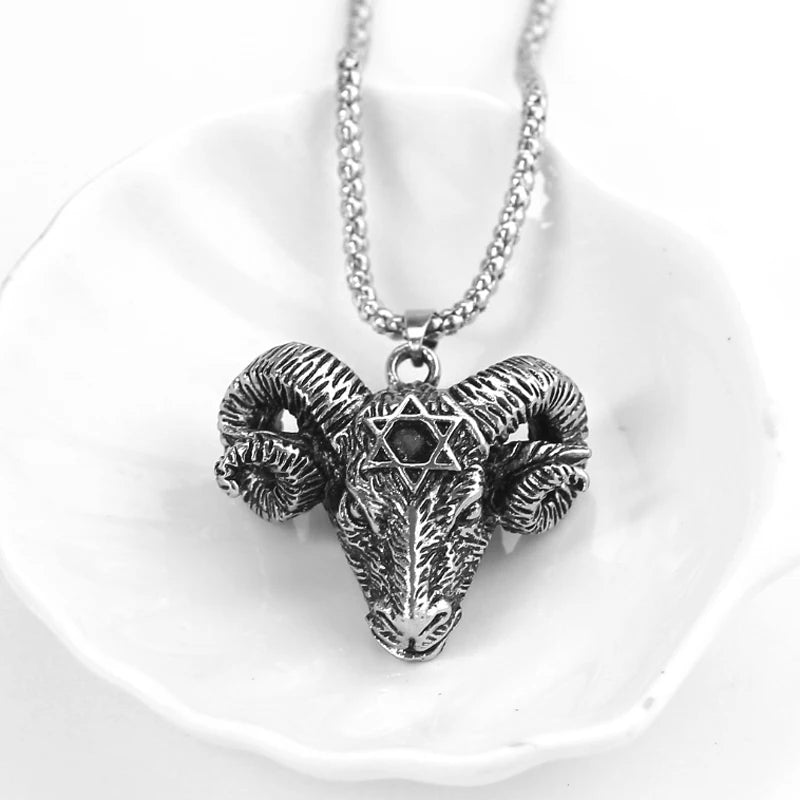 Retro European American Satan Goat Head Necklace - Unique Pentagram Demon Pendant - Niche Personality Jewelry Gift