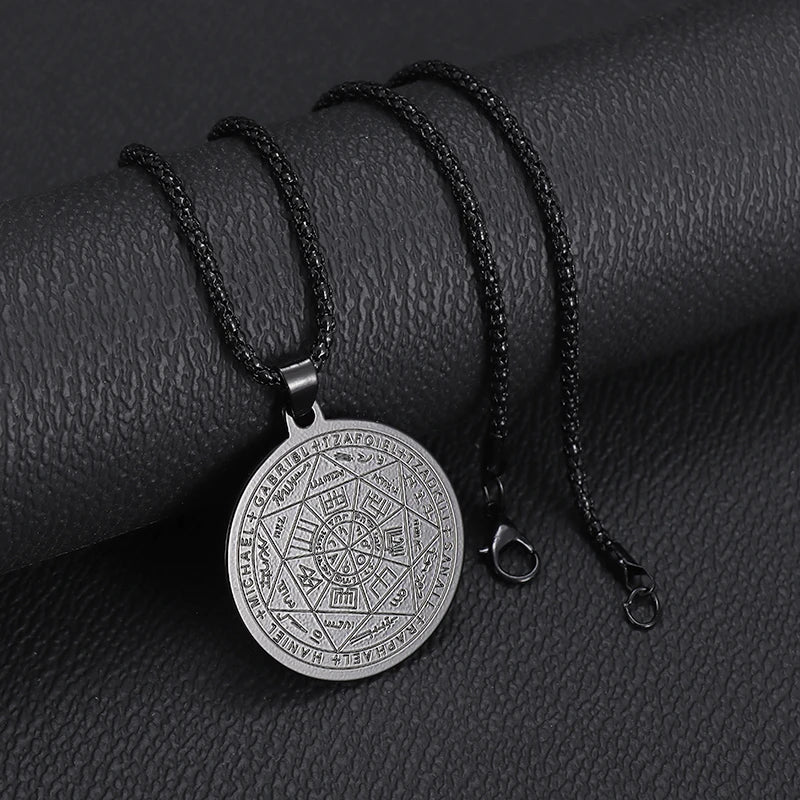 Stainless Steel Zeus Thunder Necklace Lightning Charm for Men and Women Hip Hop Trend Street Party Cool Jewelry