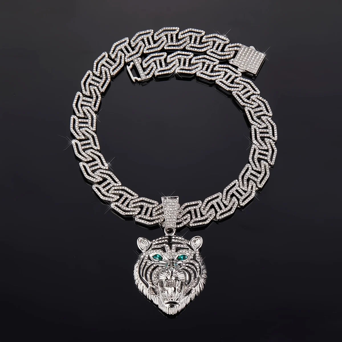 Hip Hop Animal Roaring Lion Head Pendant Necklace For  Women Necklaces Man Fashion Jewelry Accessories