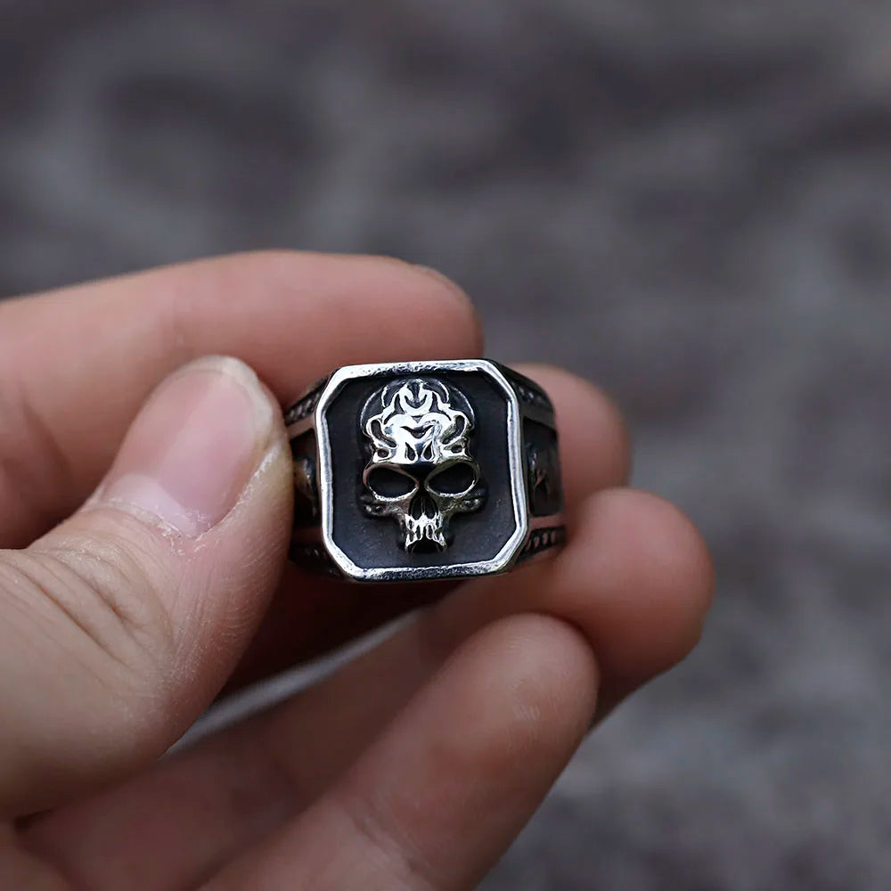 Retro Skull Gothic Biker Ring — Stainless Steel