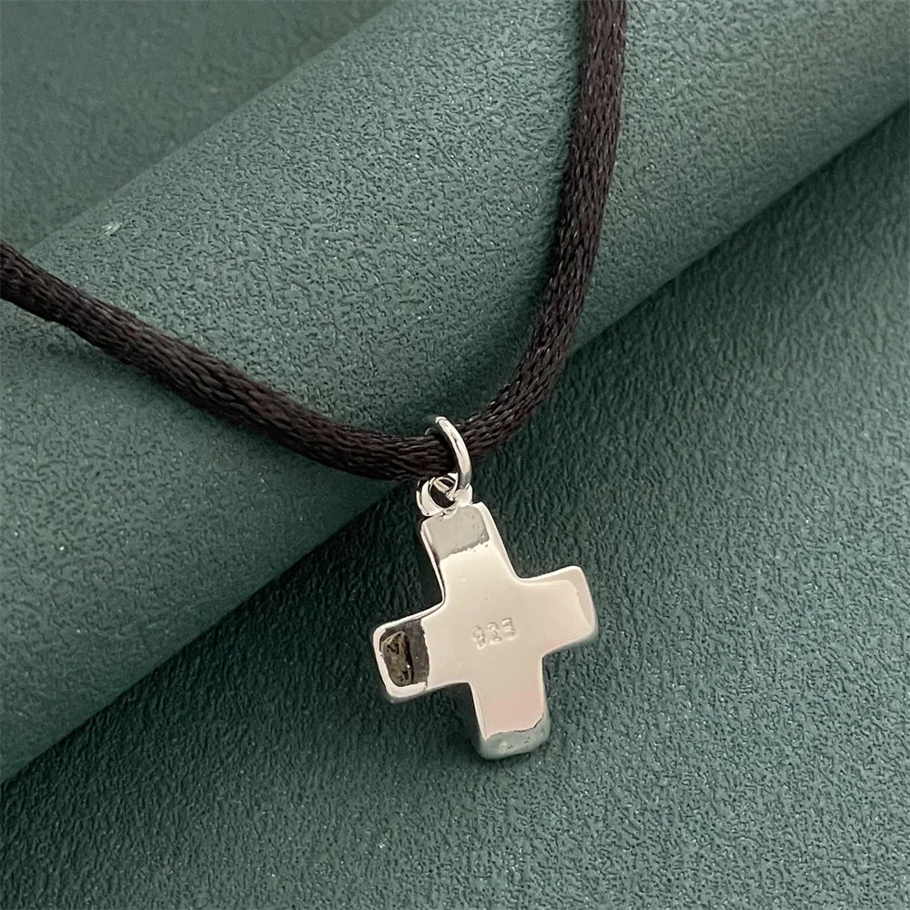Exquisite 925 silver jewelry, short cross pendant with black rope, suitable for daily wear or gift giving