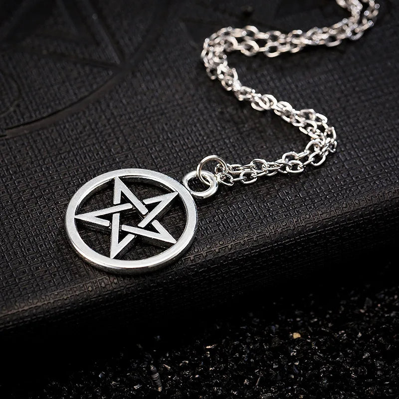 Pentagram Pendant Necklace — Gothic Chain 60cm