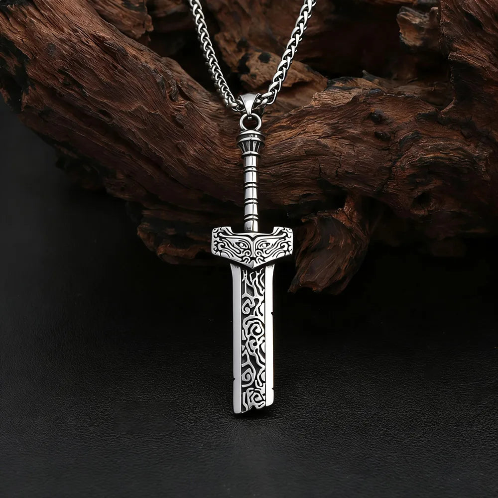 Distressed Cloud Pattern Broken Blade Stainless Steel Pendant Necklace Unisex Retro Punk Fantasy Warrior Accessory Fashion Gift