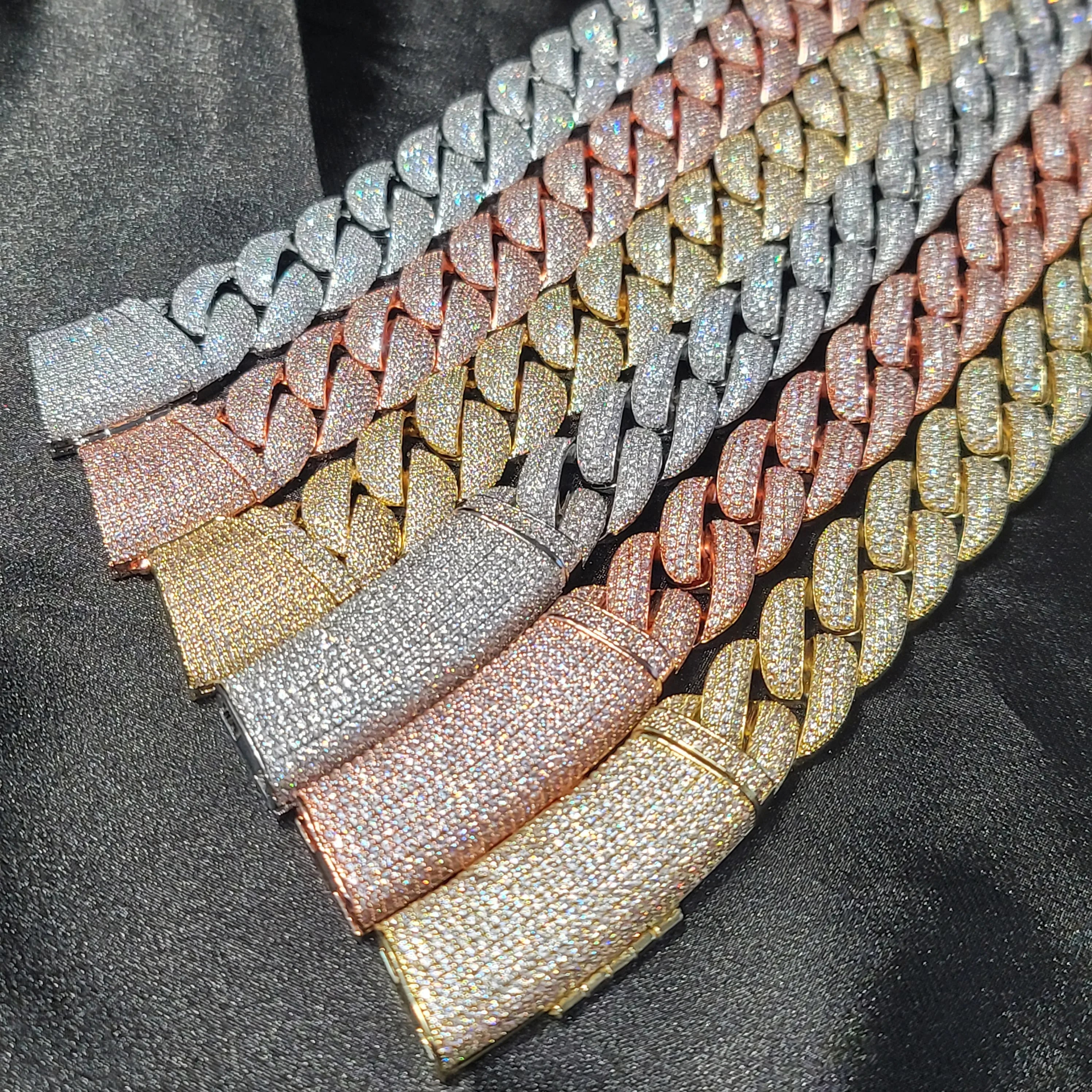 Fashion Hip Hop Miami Cuban Necklace Chain Full Diamonds 9mm 12mm 15mm 20mm 24mm Pendant Chains Long Buckle Closure Jewelry Gift