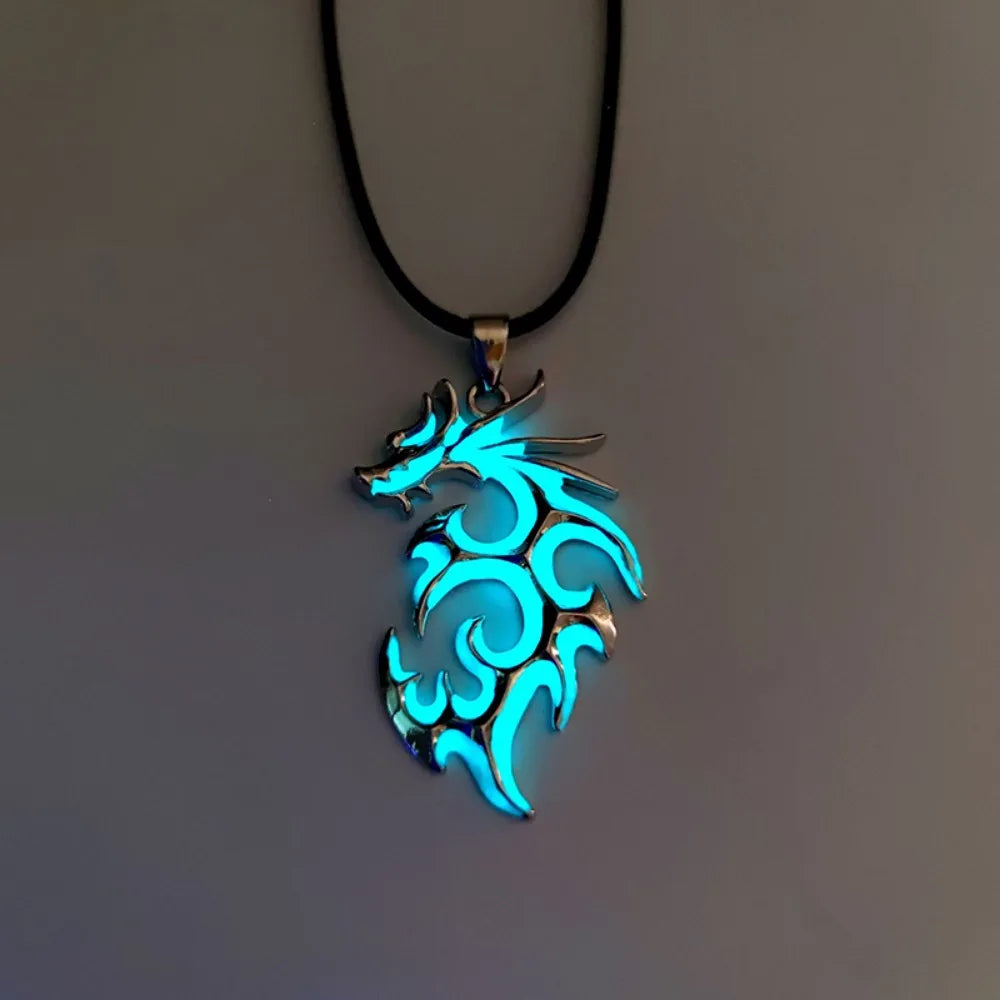 New Simple Retro Niche Punk Glow-in-the-dark Moonstone Dragon Pendant Necklace Charm for Men Boys Beach Party JewelryAccessories