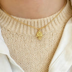 Vintage Hamsa Fatima Hand Pendant Natural Stone Evil Eye Necklace for Women Men Unisex Hollow Creative Clavicle Choker Jewelry