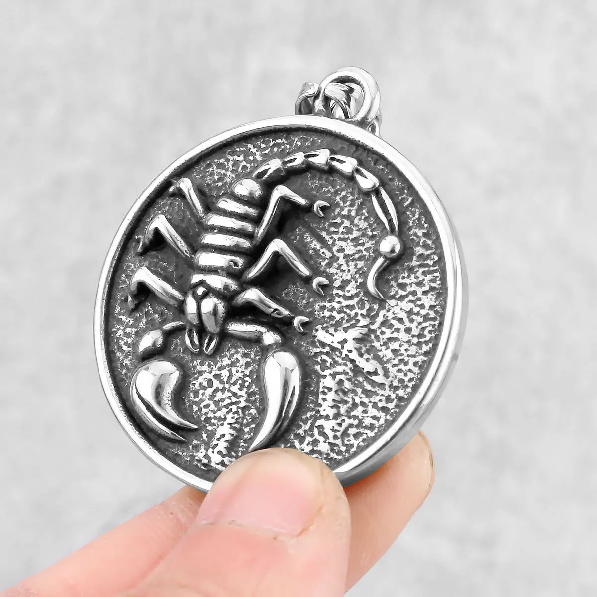 New Design Animal Scorpion Stainless Steel Viking Necklace Nordic Men's Retro Fashion Odin Amulet Jewelry Pendant Gift Unisex