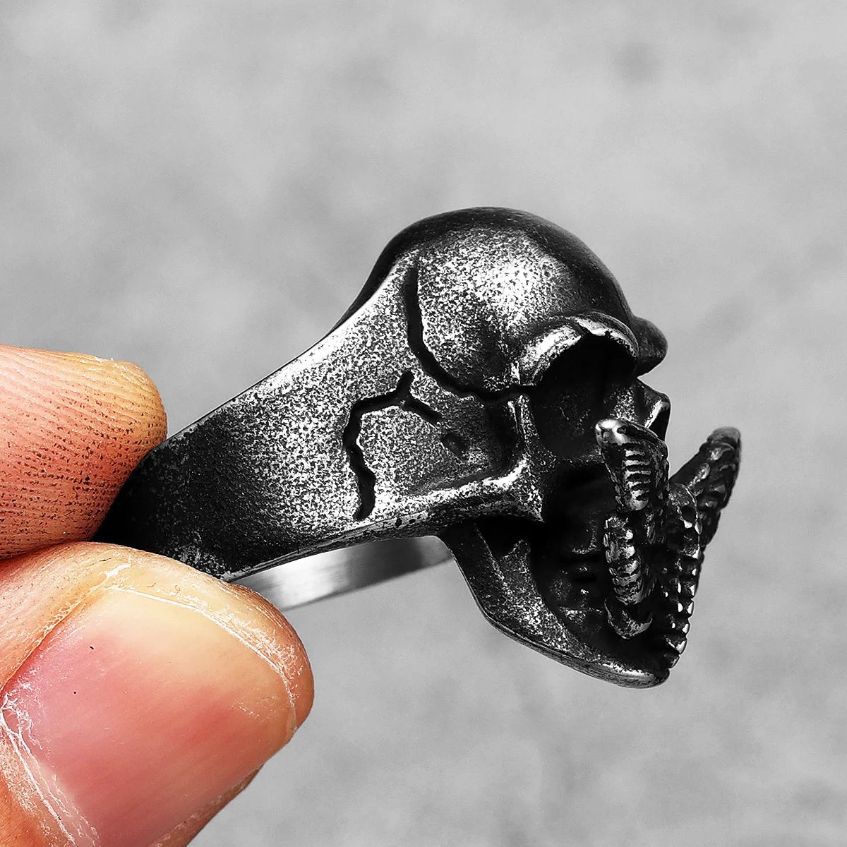 Butterfly Skull Ring Black — Stainless Steel