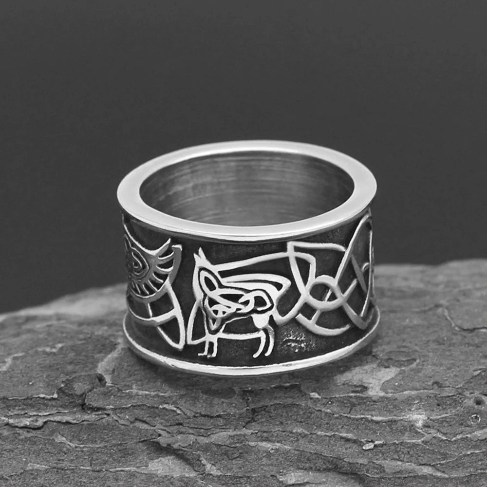 Norse Wolf Ring — Stainless Steel Knot Detail