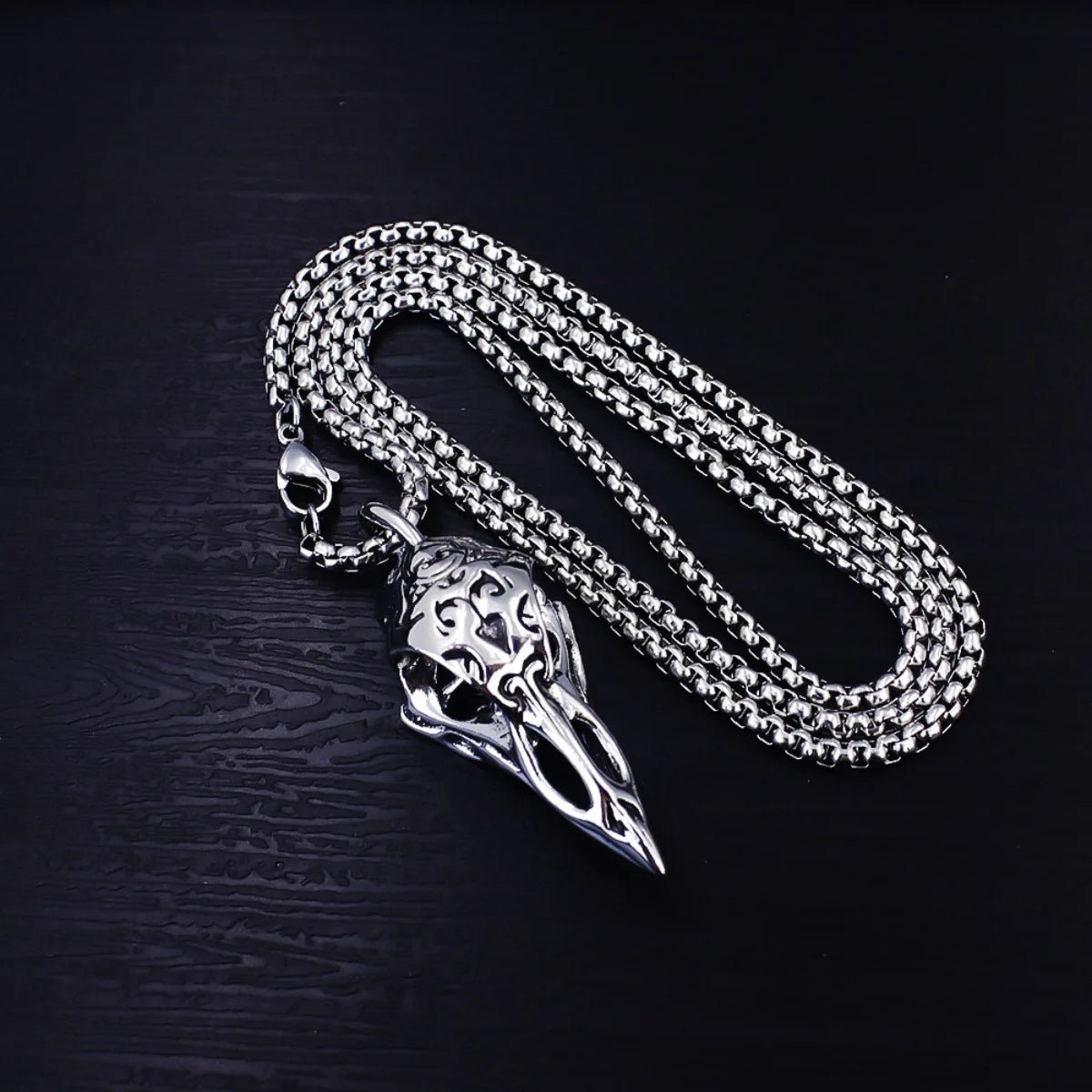 Nordic Crow Skull Pendant Necklace, Retro Animal Jewelry for Men, Lucky Amulet Gift, Viking Style