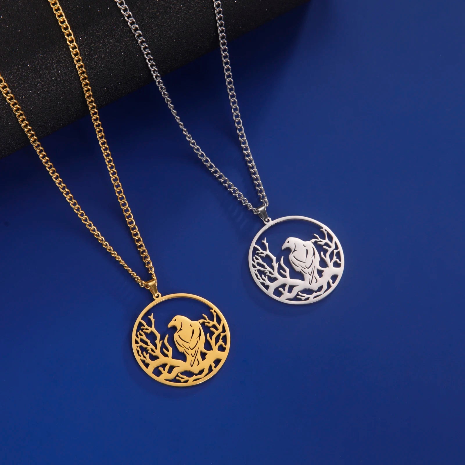 LIKGREAT Crow Raven Pendant Necklaces Norse Mythology Stainless Steel Gothic Necklace for Men Vintage Jewelry