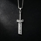 Distressed Cloud Pattern Broken Blade Stainless Steel Pendant Necklace Unisex Retro Punk Fantasy Warrior Accessory Fashion Gift