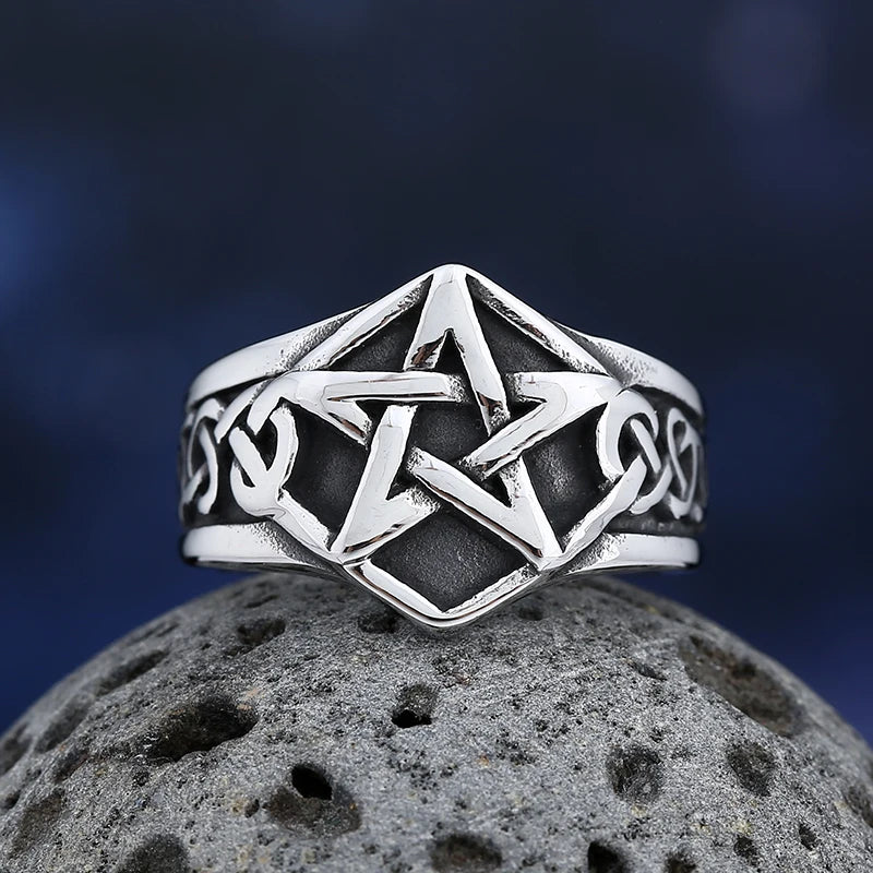 Polished Star Pattern Party Ring — Stainless Steel