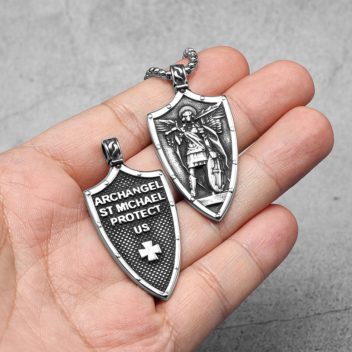 Archangel Necklaces St.Michael Pendants 316L Stainless Steel Men Women Amulets Chains Rock Punk Rider Jewelry Gift Dropshipping