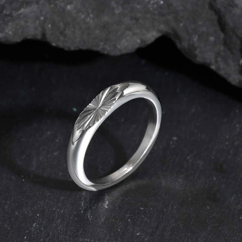 Silver Sunburst Tail Ring — Stainless Steel