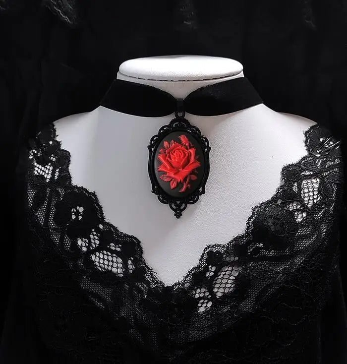Gothic Crow Pendant Necklace