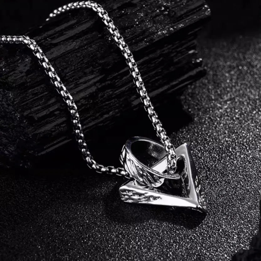 Geometric Triangle Circle Pendant Necklace — Box Chain