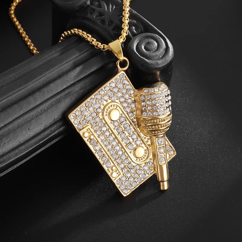 Hip Hop Rock Rapper Blessing Alphabet Pendant Necklace for Personality Men Fashion Street Trend Jewelry Accessories Gift