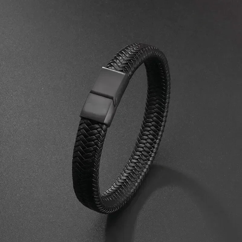 Vintage Punk Hand Woven Three Layer Leather Black Beaded Bracelet Magnetic Bracelet Clasp Men\\'s Charm Business Event Jewelry