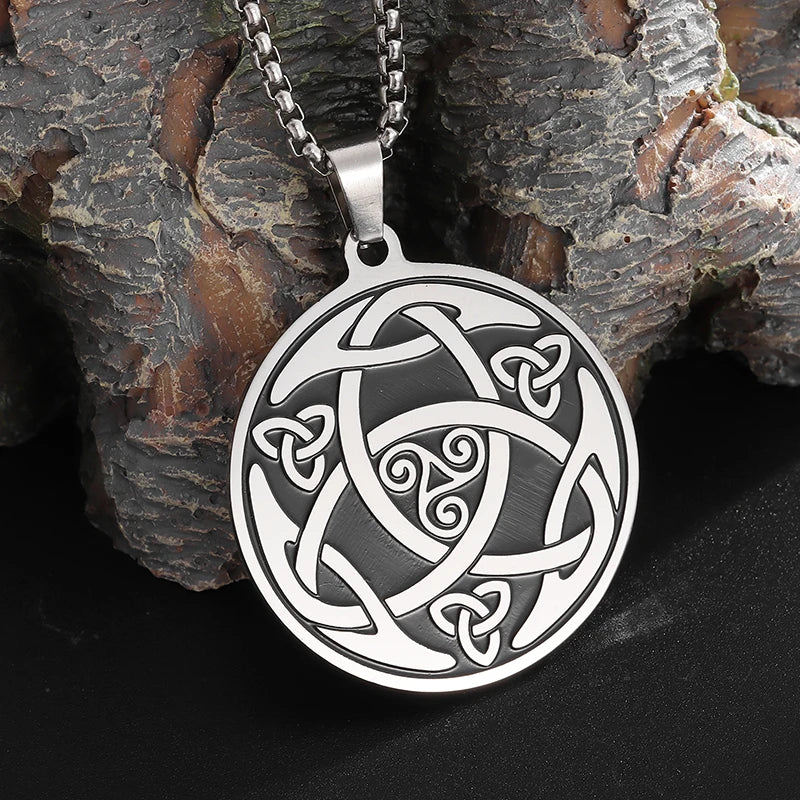 Stainless Steel Trinity Celtic Knot Nordic Rune Pendant Necklace Retro Ethnic Style Irish Knot Lucky Amulet Jewelry for