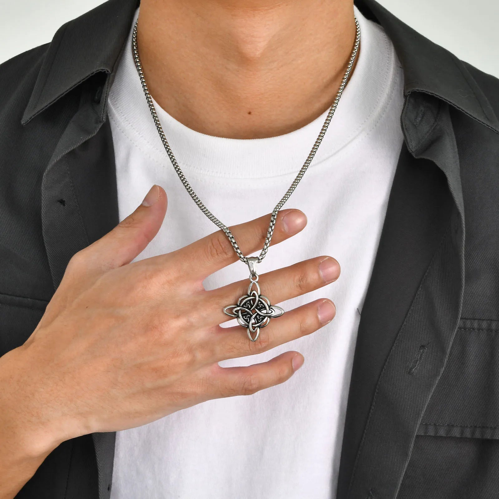 Vnox Vintage Celtic Knot Necklaces for Men Women,Stainless Steel Nordic North Europ Amulet Pendant,Triquetra Witches