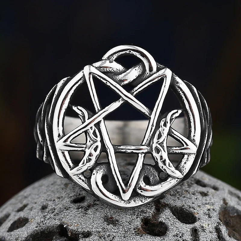 Bladed Five-Pointed Star Ring Engravable — Stainless Steel