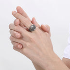 Stainless Steel Men Skull Ring Retro Cracked Skull Biker Ring Textured Band Vintage Punk Rock Fashion Jewelry for Men