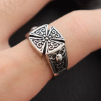 Vintage Knight Cross Amulet Ring for Men — Zinc Alloy