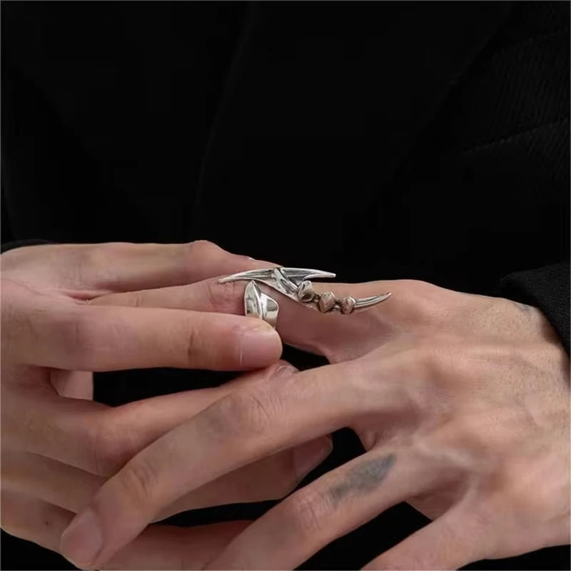 Gothic Wing Irregular Cyberpunk Alien Finger Ring